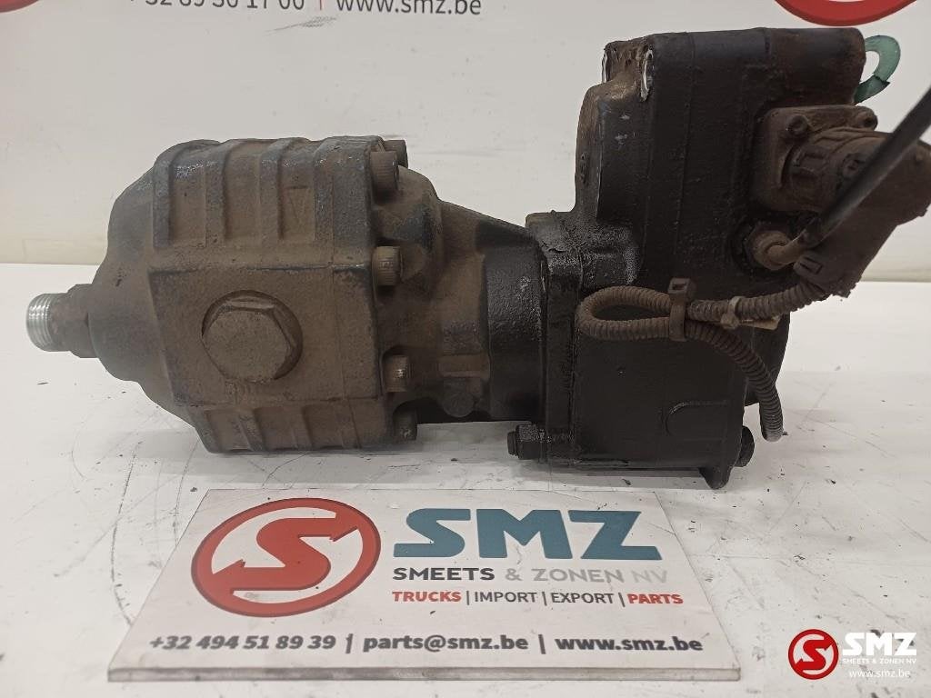Occ pompe hydraulique + prise de force NPH73D 105-, Autos : Pièces & Accessoires, Pièces camion, Utilisé, Autres marques, Autres pièces automobiles