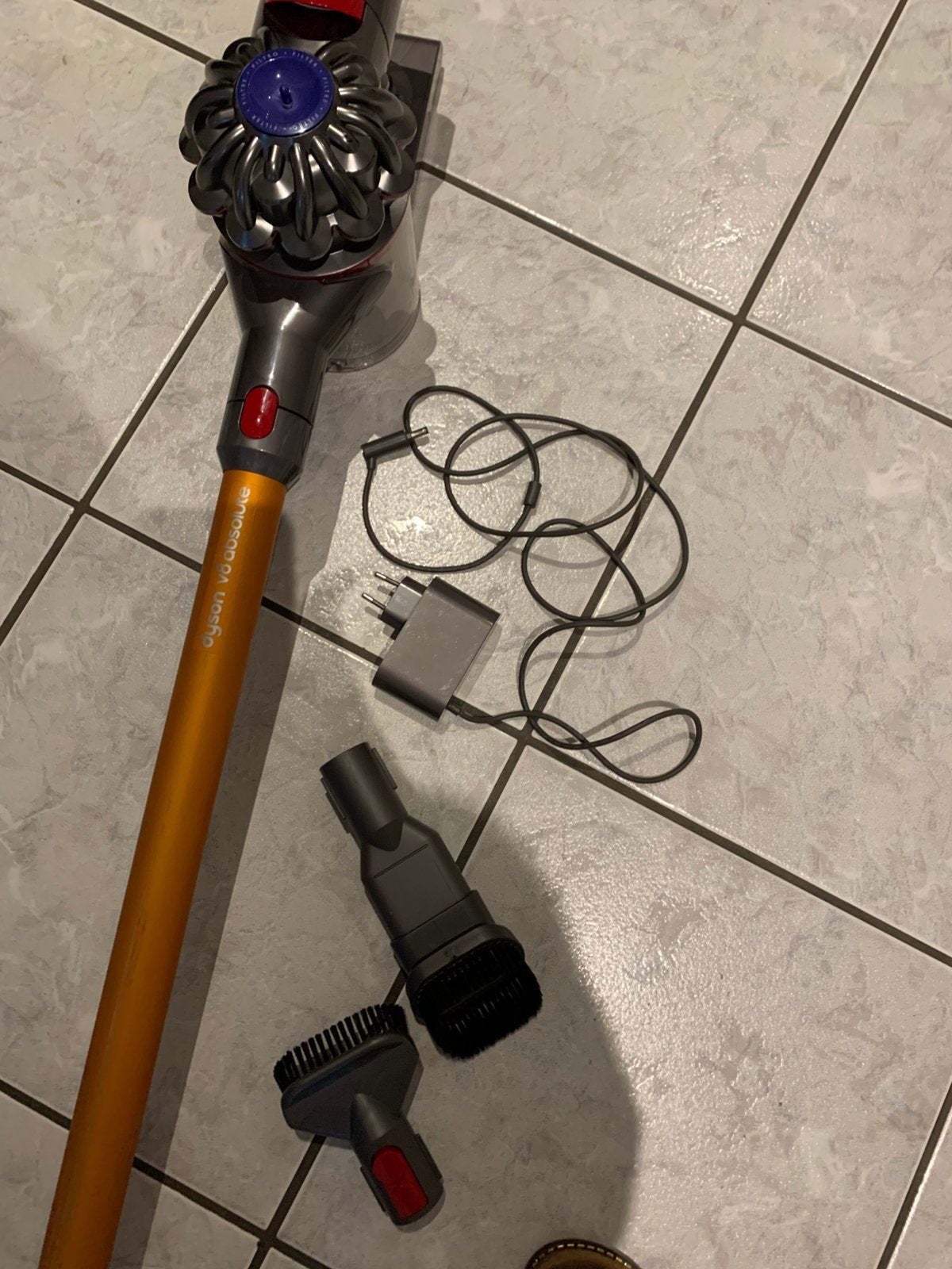 Dyson V8Absolu, Elektronische apparatuur, Ophalen, Gebruikt, Dyson
