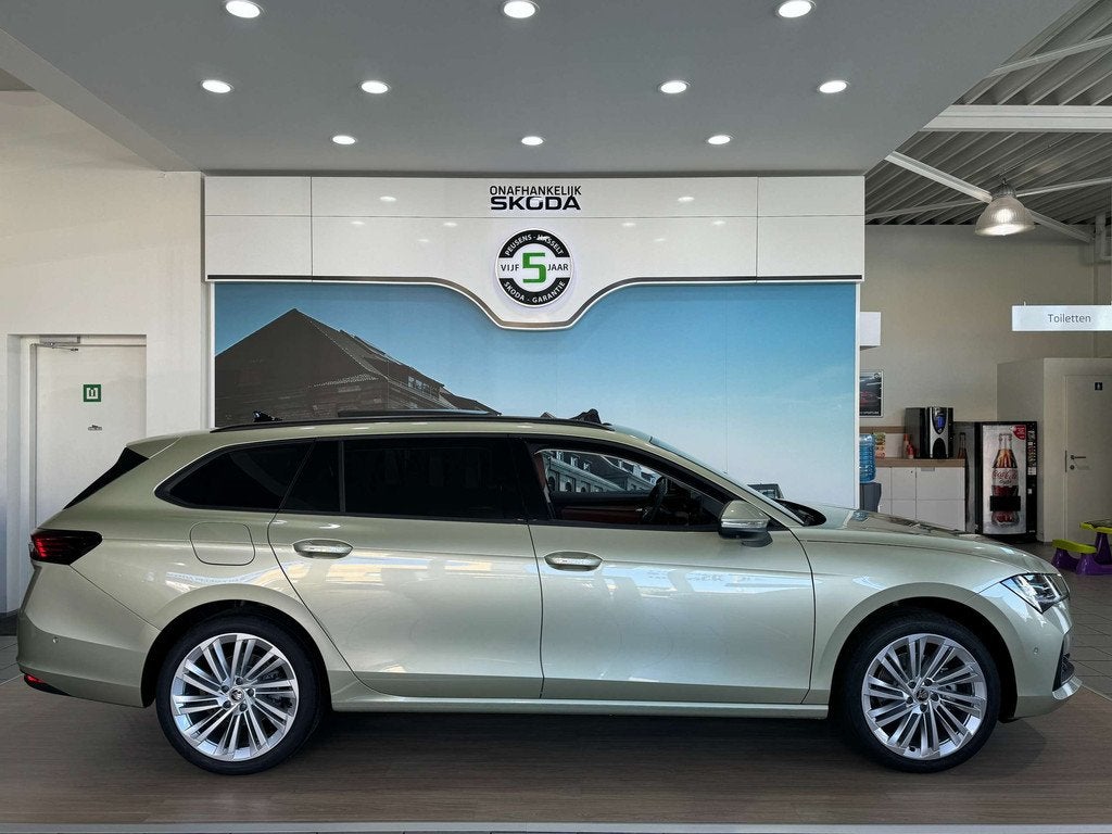 Skoda Superb 2.0 CR TDi Selection DSG (automatique), Autos, Achat, Entreprise, 1968 cm³, Autres couleurs
