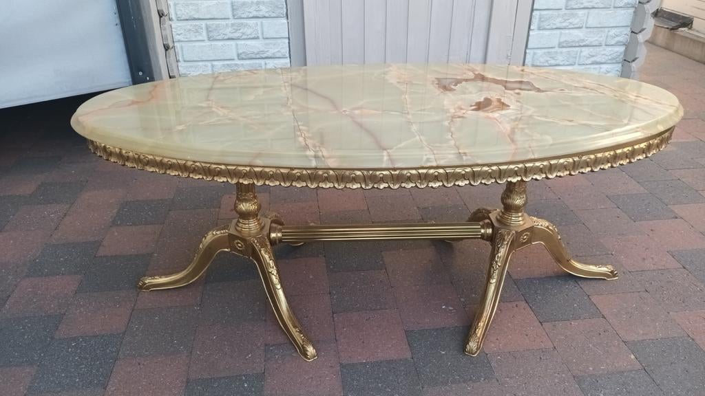 Marmer salontafel, Ophalen