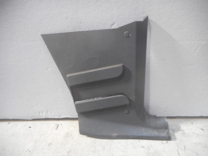 A STIJL BEKLEDING RECHTS ONDER Opel Ascona C (84 / 89), Gebruikt, Opel, Opel Automobile GmbH, Kontakt-opel@opel.com