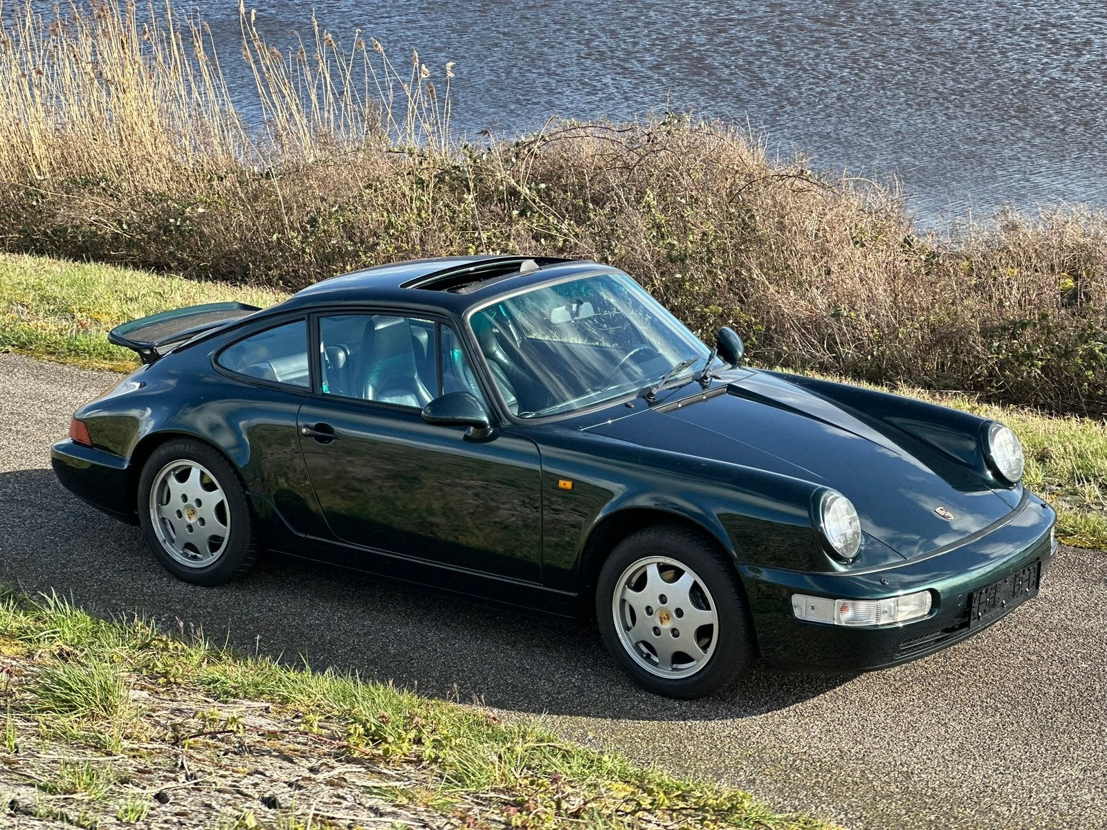 Manuel de la Porsche 911 Carrera 4 Coupe 964, Autos, Cuir, Achat, Boîte manuelle, Entretenue par le concessionnaire