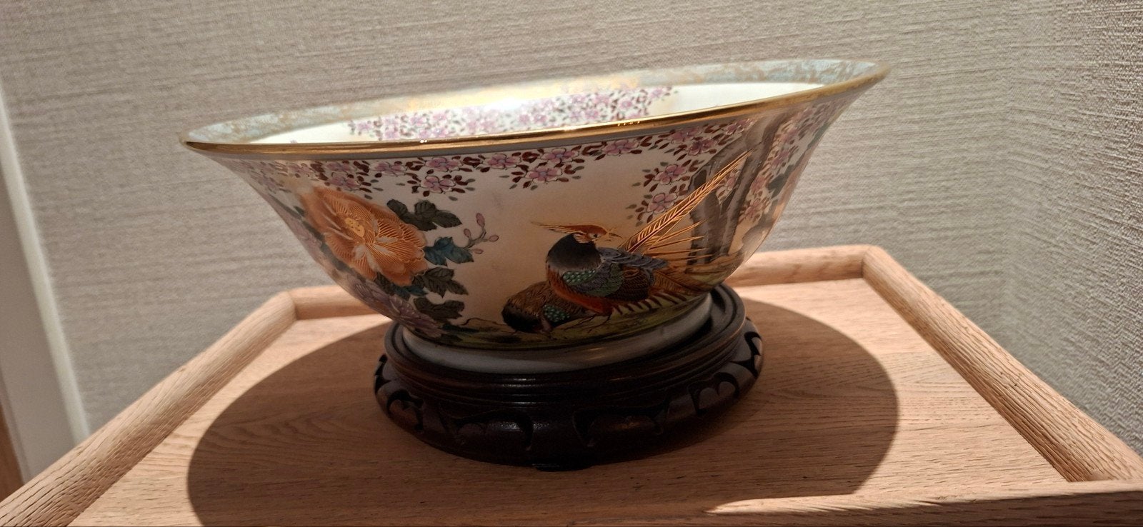 Joli bol chinois avec base., Antiquités & Art, Enlèvement