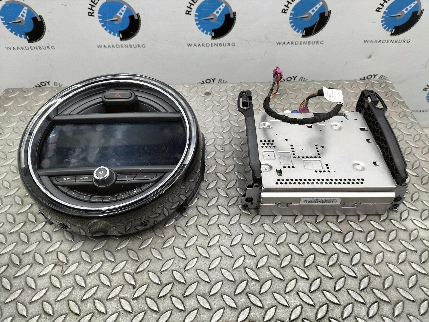 MINI (BMW) MINI F56 1.5 Cooper Pepper NAVIGATIE 2018, Ophalen of Verzenden, Gebruikt, ARN erkend