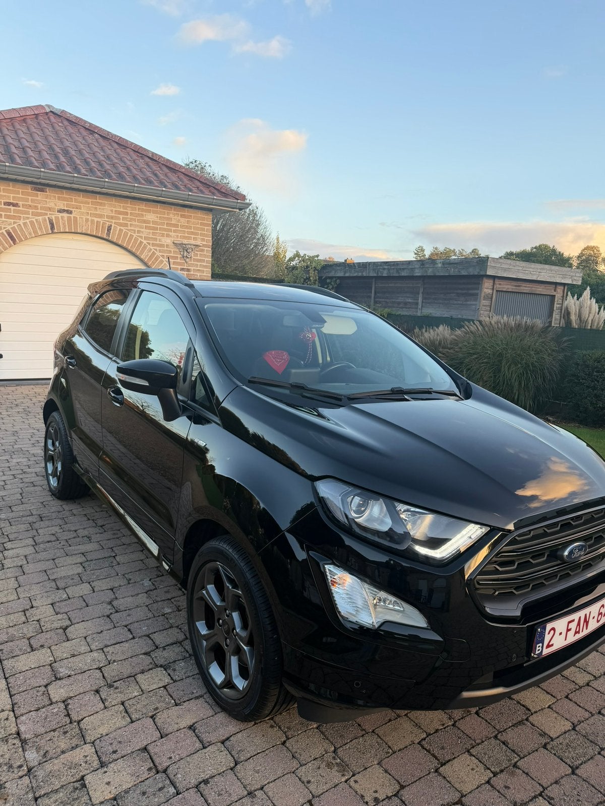 Ford Ecosport ST line, automaat, full option, pano dak, Auto's, Automaat, Euro 6, Ecosport, Zwart
