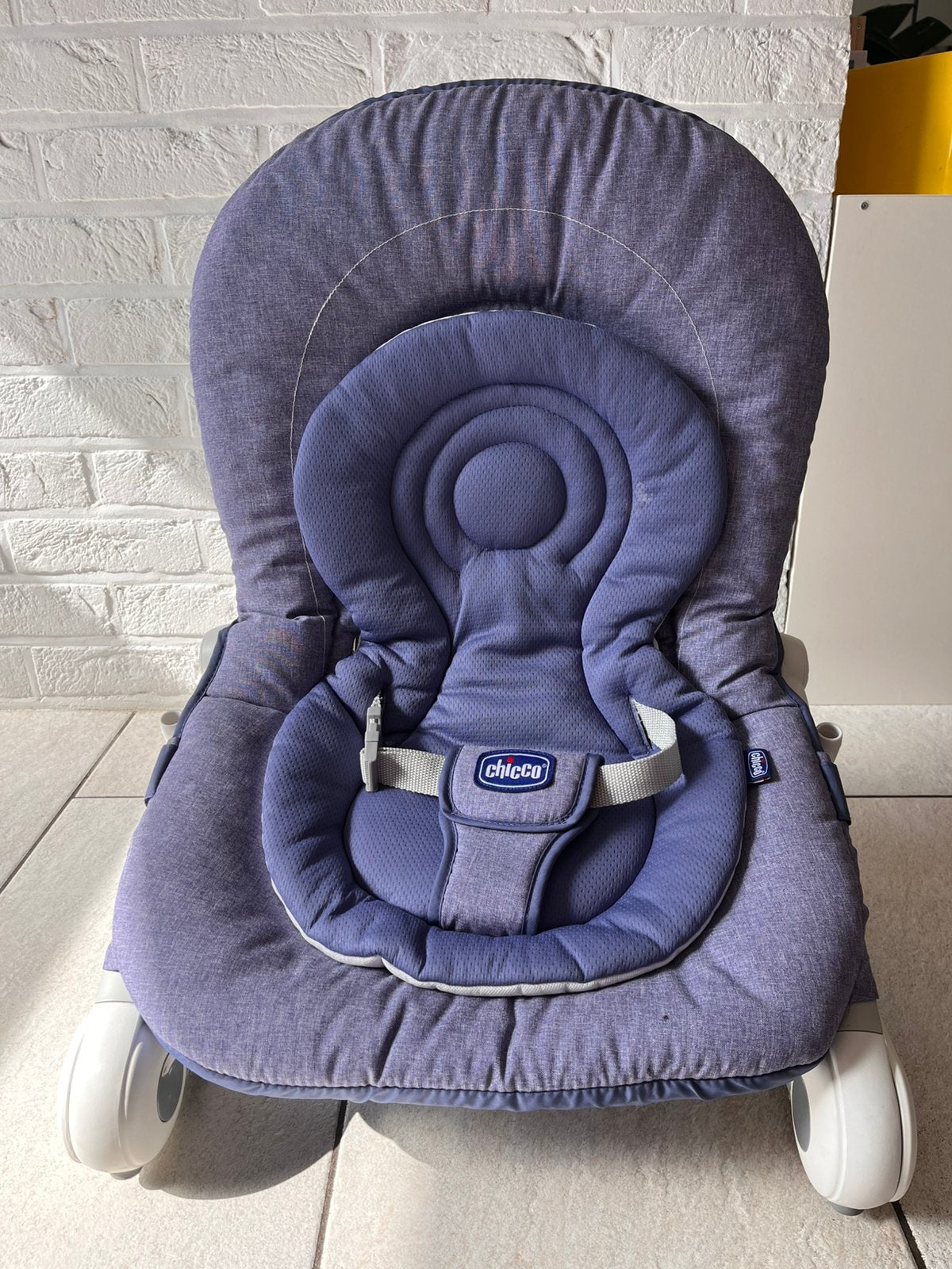 Transat Chicco avec coussin et arche de jeu, Enfants & Bébés, Enlèvement, Comme neuf, Chicco
