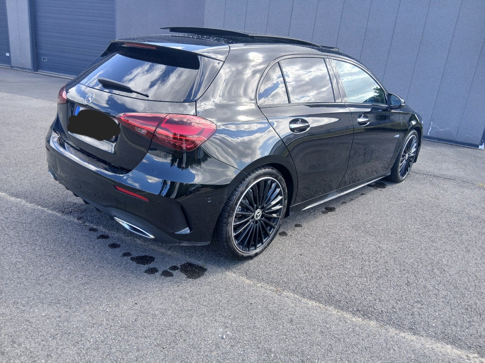 Mercedes A200 Star Edition AMG, Auto's, Automaat, Zwart, Apple Carplay, Grijs