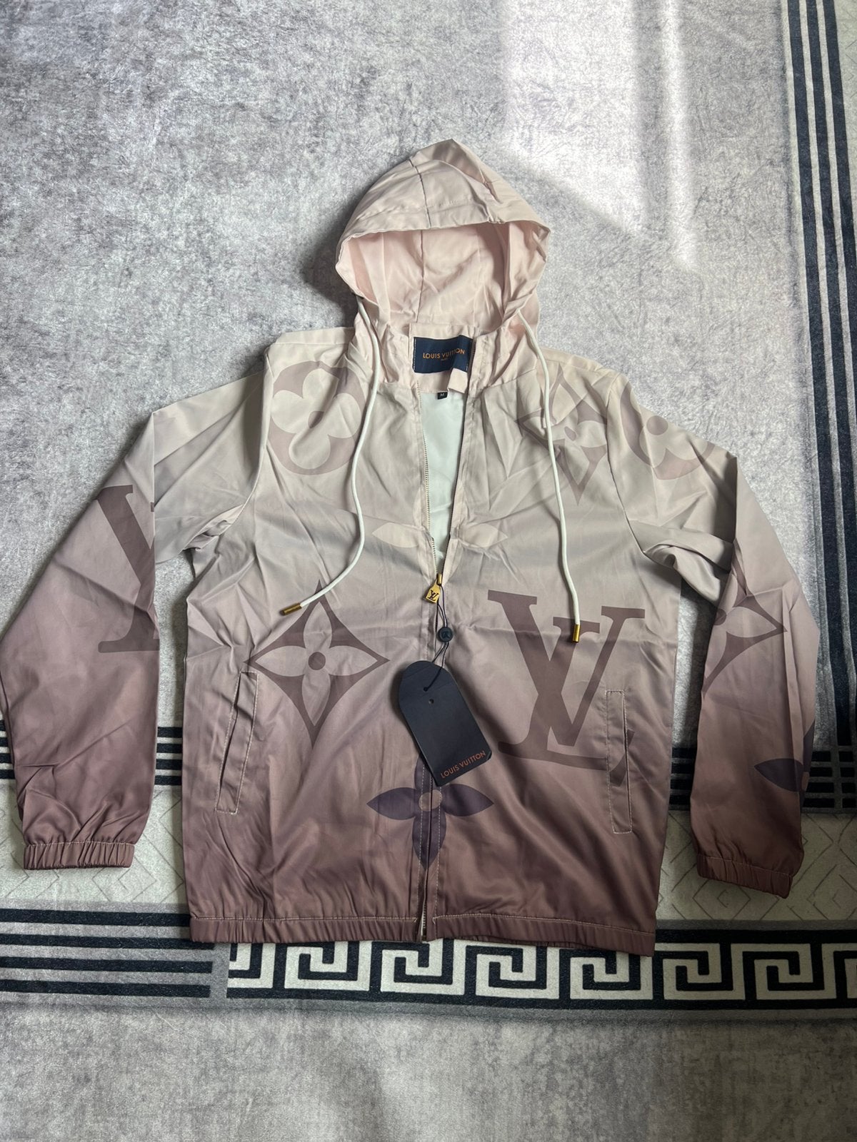 Louis vuitton Vest, Kleding | Heren, Jassen | Zomer, Ophalen of Verzenden, Nieuw