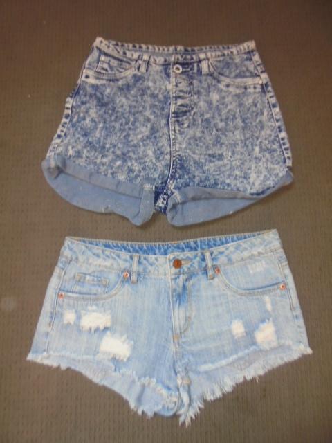 2 shortjes smal, Kleding | Dames, Spijkerbroeken en Jeans, Verzenden, Gedragen, W28 - W29 (confectie 36)