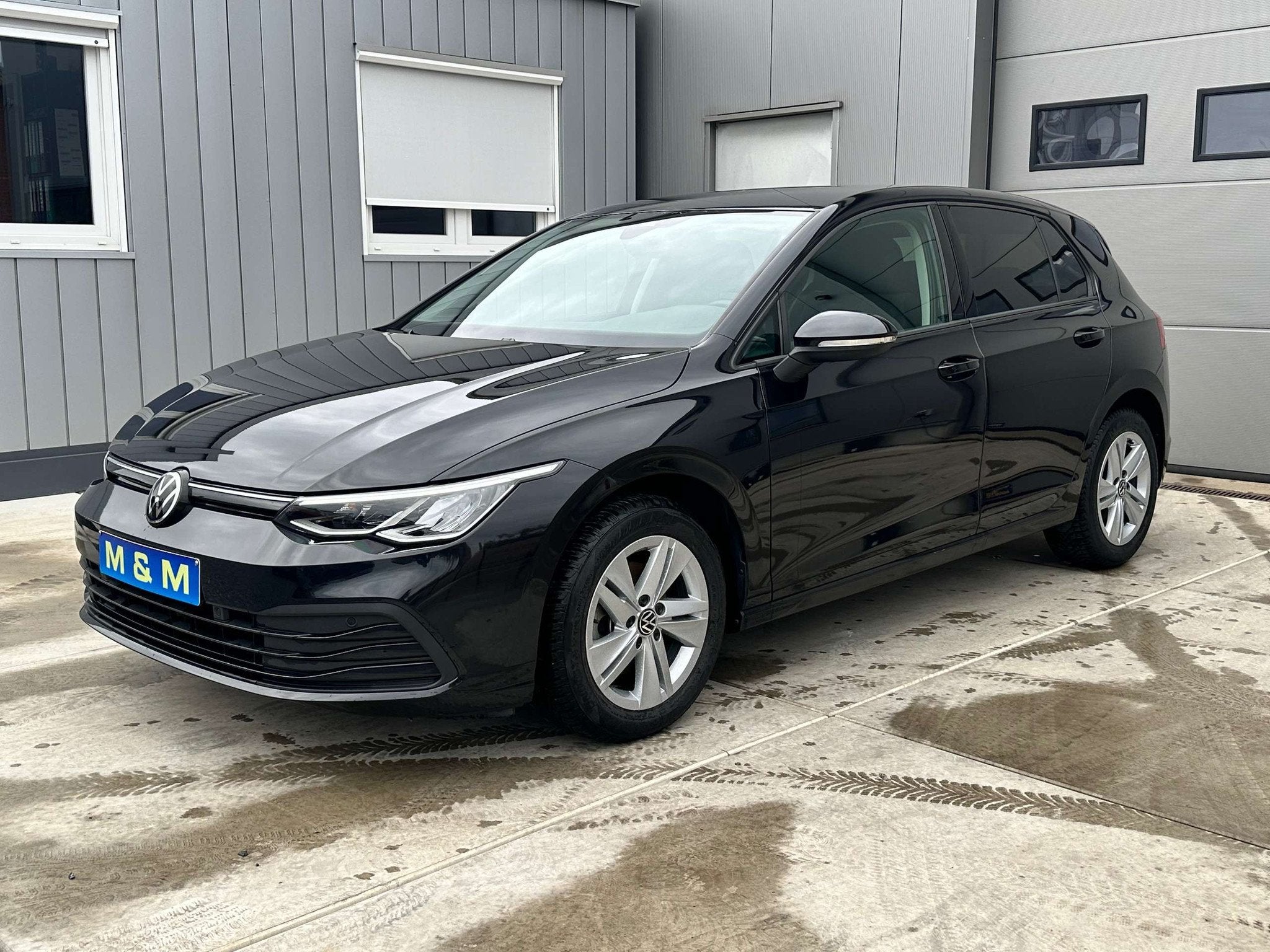 Volkswagen Golf Golf 1.0 TSI Life * 12M Garantie *, https://public.car-pass.be/vhr/ee82a804-eafb-4675-a65c-bd9079f4f0f4, Achat