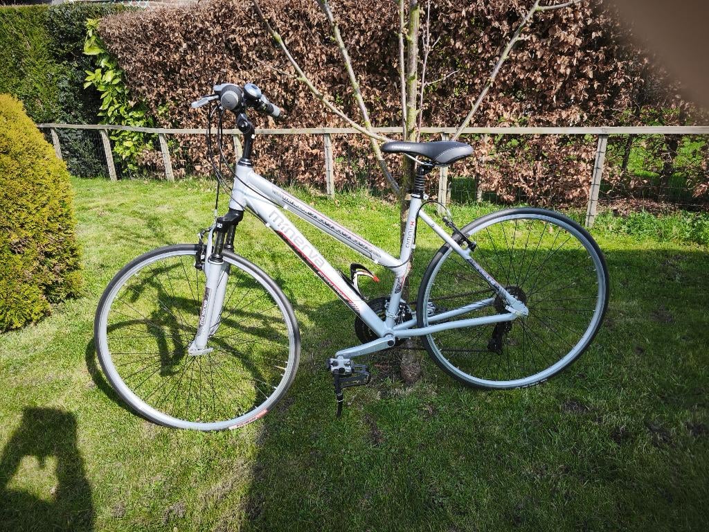 Sportieve Minerva damesfiets, Fietsen en Brommers, 26 inch, Zo goed als nieuw, Ophalen, Overige merken
