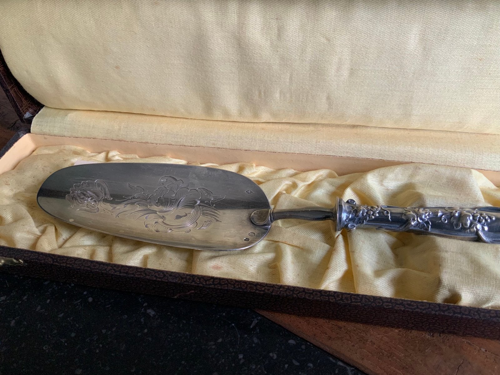 Pelle à gâteaux en argent, Antiquités & Art, Enlèvement