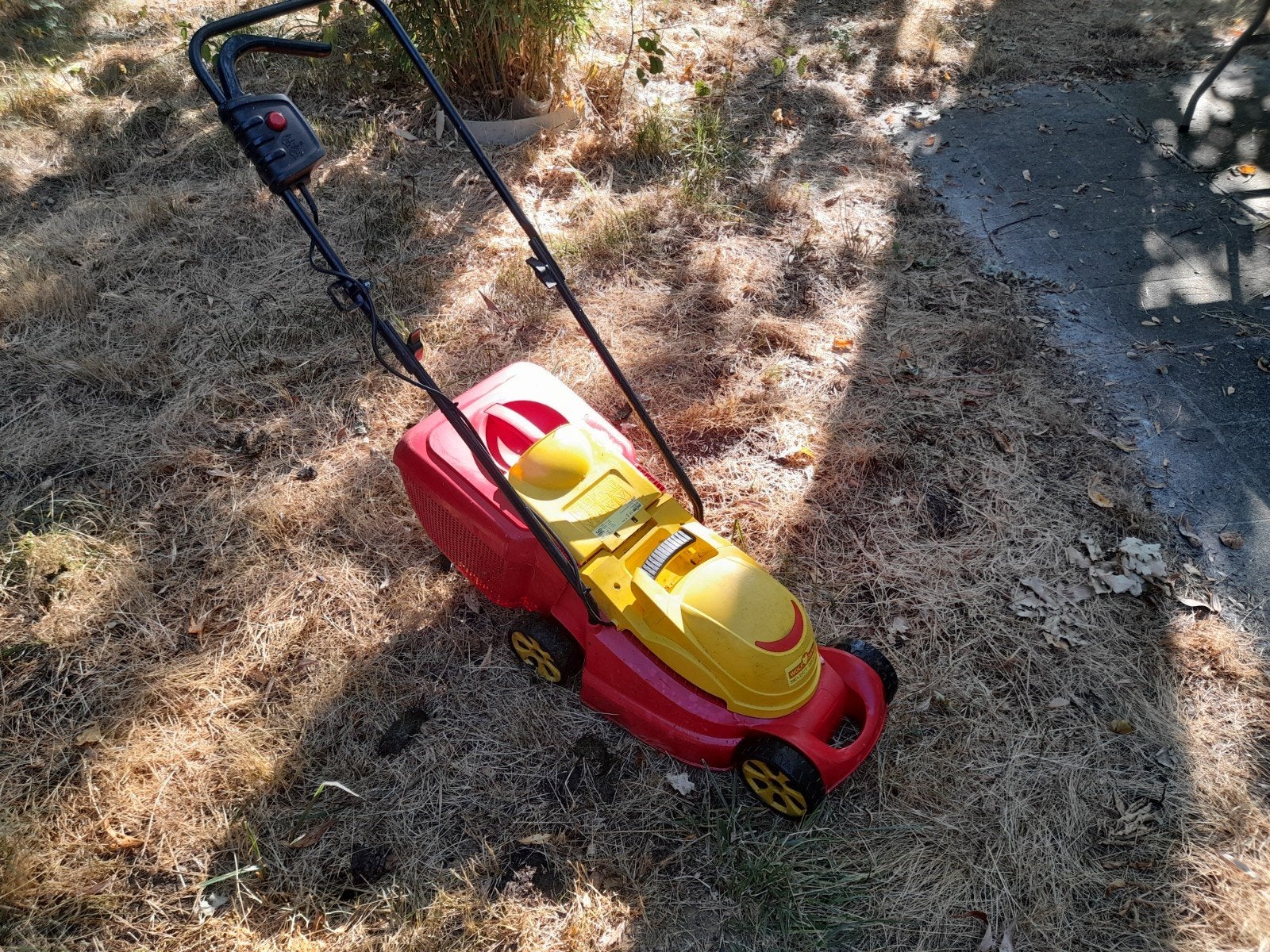 Grasmaaier Wolf elektrisch, Tuin en Terras, Grasmaaiers, Ophalen, Elektrische grasmaaier