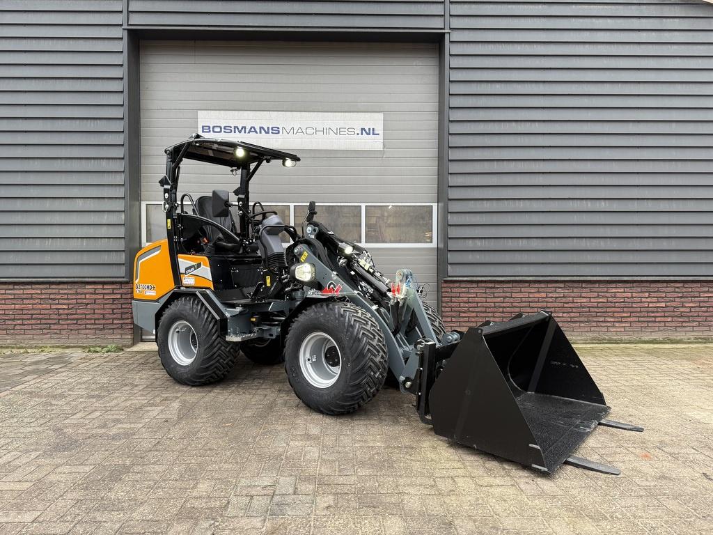 Giant G2700 X-TRA HD + shovel NIEUW (LED verlichting, kogelt