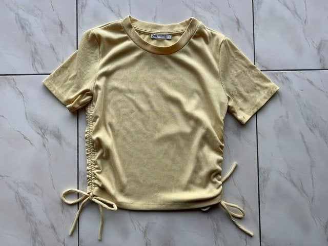 Shirt Zara maat M (y0033), Kleding | Dames, T-shirts, Maat 38/40 (M), Zara, Geel, Ophalen of Verzenden