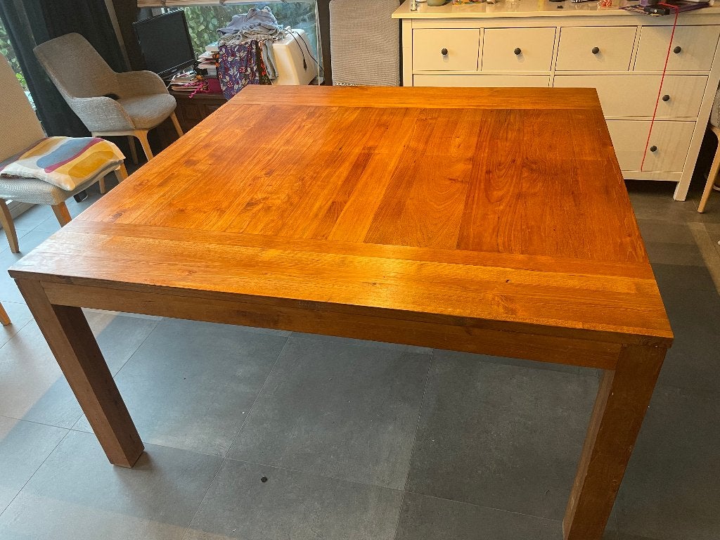 Grote teakhouten eettafel — 150 x 150 cm, Huis en Inrichting, Ophalen, Gebruikt, Vijf personen of meer, 100 tot 150 cm