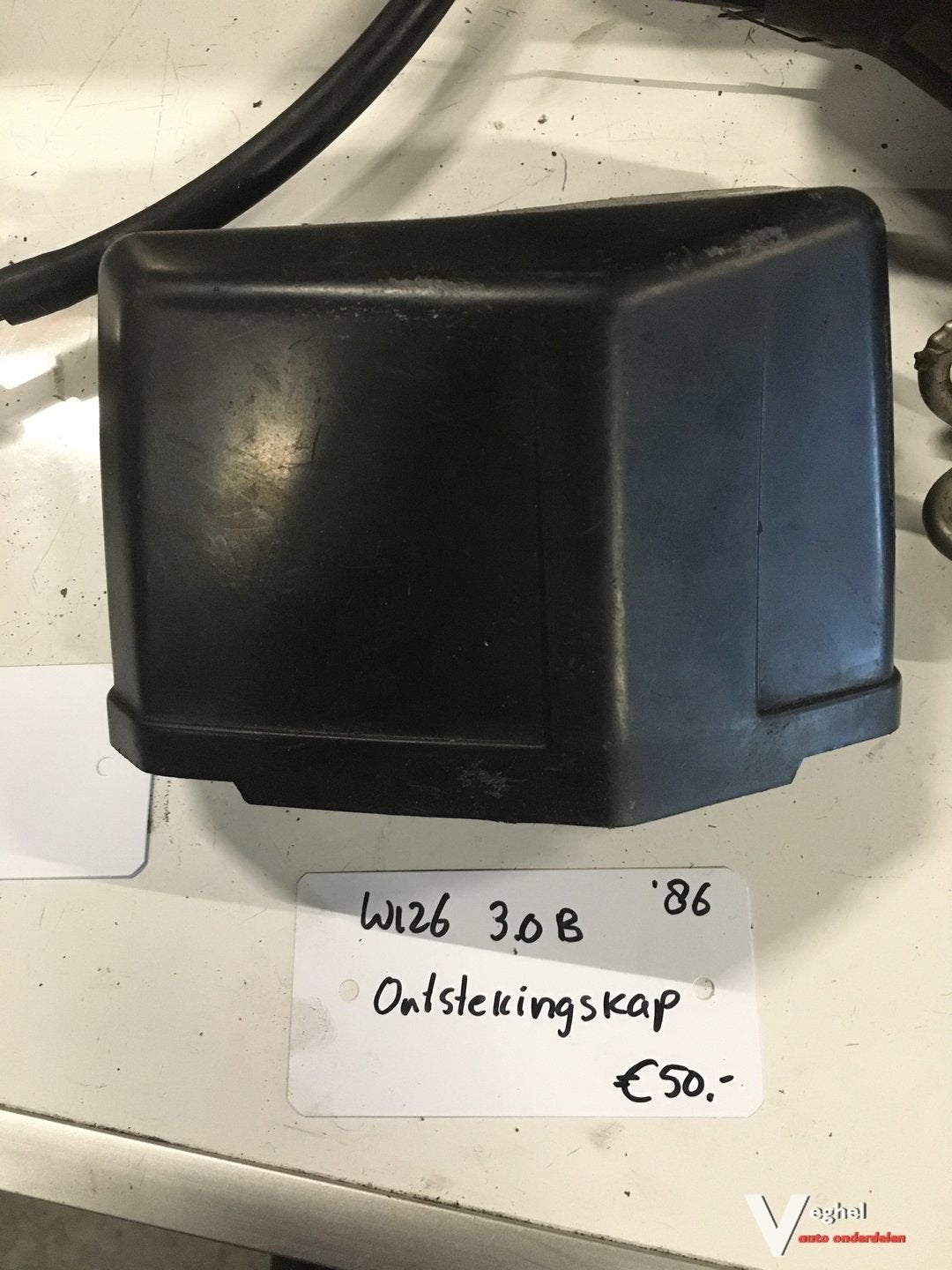 Mercedes 3.0 benzine Ontstekingskap ontstekingsafdekkap 1986, Gebruikt, -, -, Ophalen of Verzenden