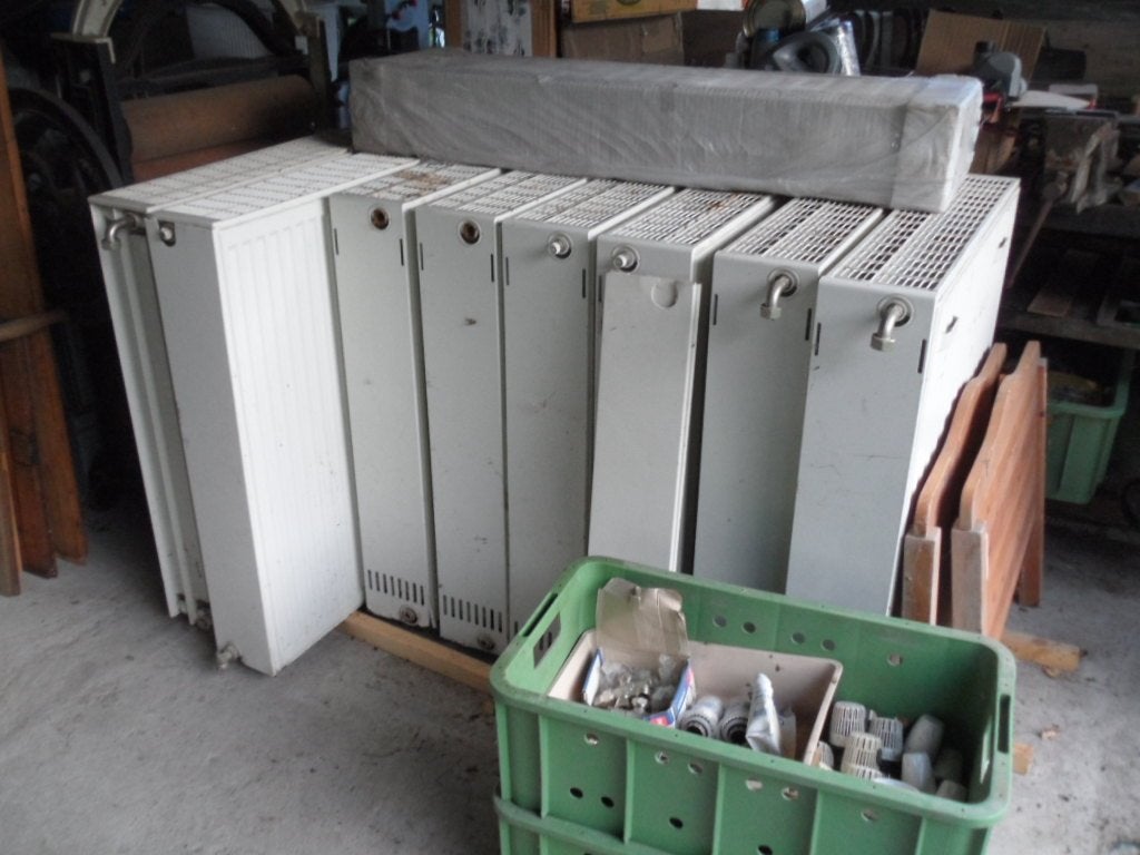 LOT DE RADIATEURS ACCESSOIRE Mannesmann PLUS, 800 watts ou plus, Enlèvement, Utilisé, Radiateur
