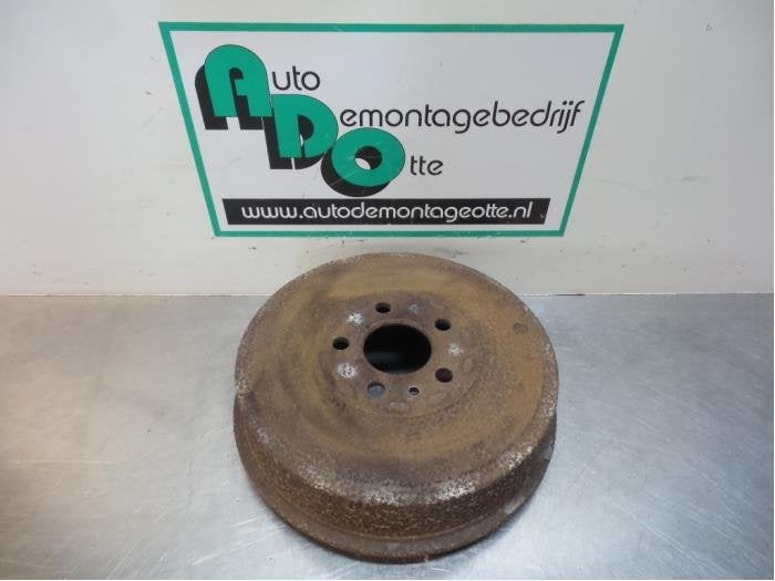 Tambour de frein arrière d'un Peugeot Expert (Expert 95-), -, 3 mois de garantie, Utilisé, -