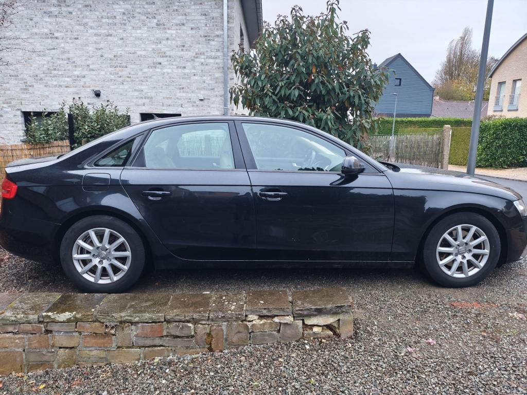 Audi A4 2012, Autos, Euro 5, Beige, Boîte manuelle, 5 portes
