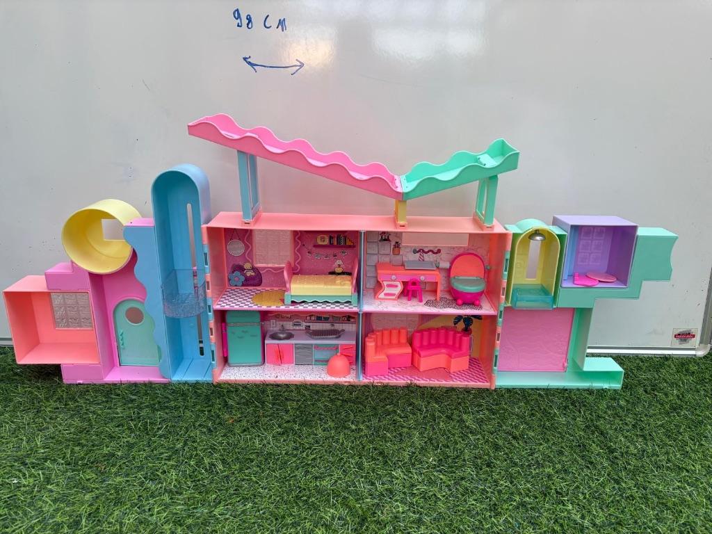 L.O.L. Surprise groot poppenhuis met glijbaan, Kinderen en Baby's, Ophalen, Gebruikt, Poppenhuis