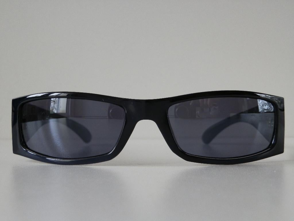 Lunettes de soleil Escada. Mesdames., Autres marques, Enlèvement ou Envoi, Autres couleurs, Comme neuf