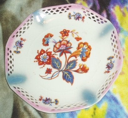 14 assiettes murales (agriculture, fleurs, millésime, ...), Enlèvement