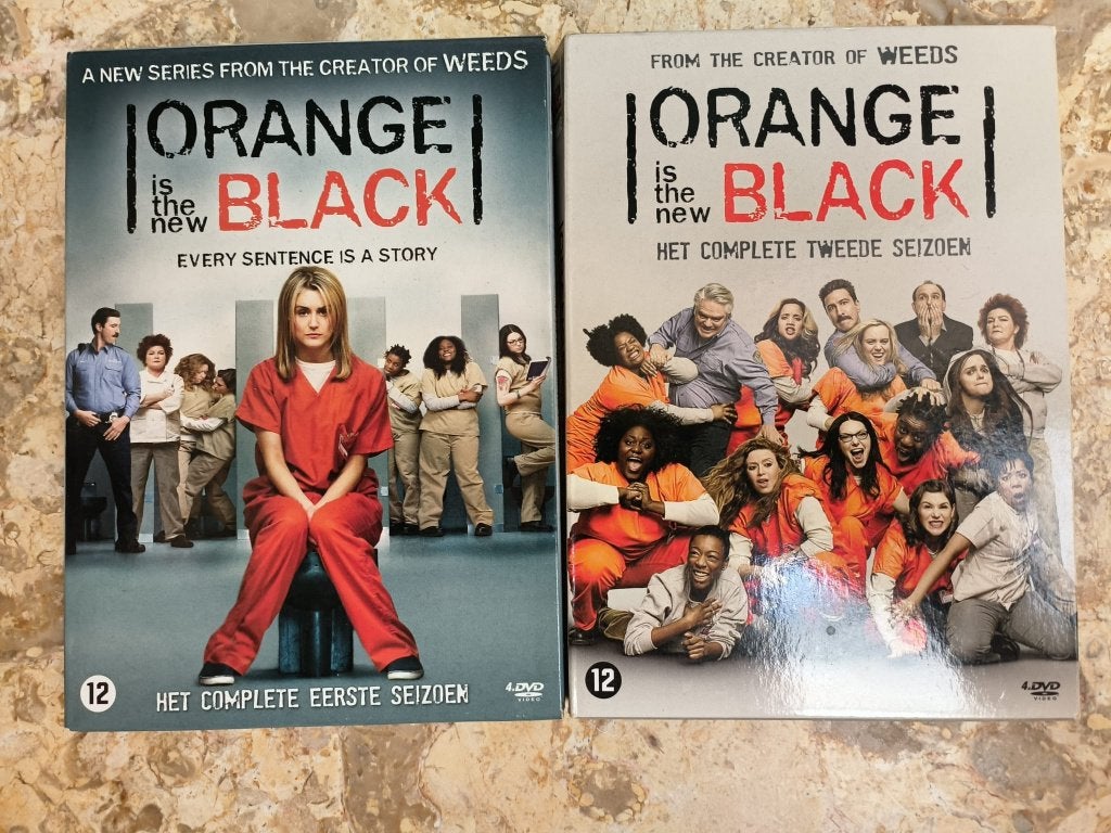Dvd's "Orange is the new Black" seizoen 1 & 2, Enlèvement ou Envoi, Utilisé, Saison 1