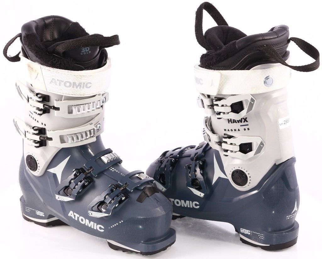 38; 38,5 EU dames skischoenen ATOMIC HAWX MAGNA 95 2024, Gebruikt, Verzenden, Schoenen, Carve