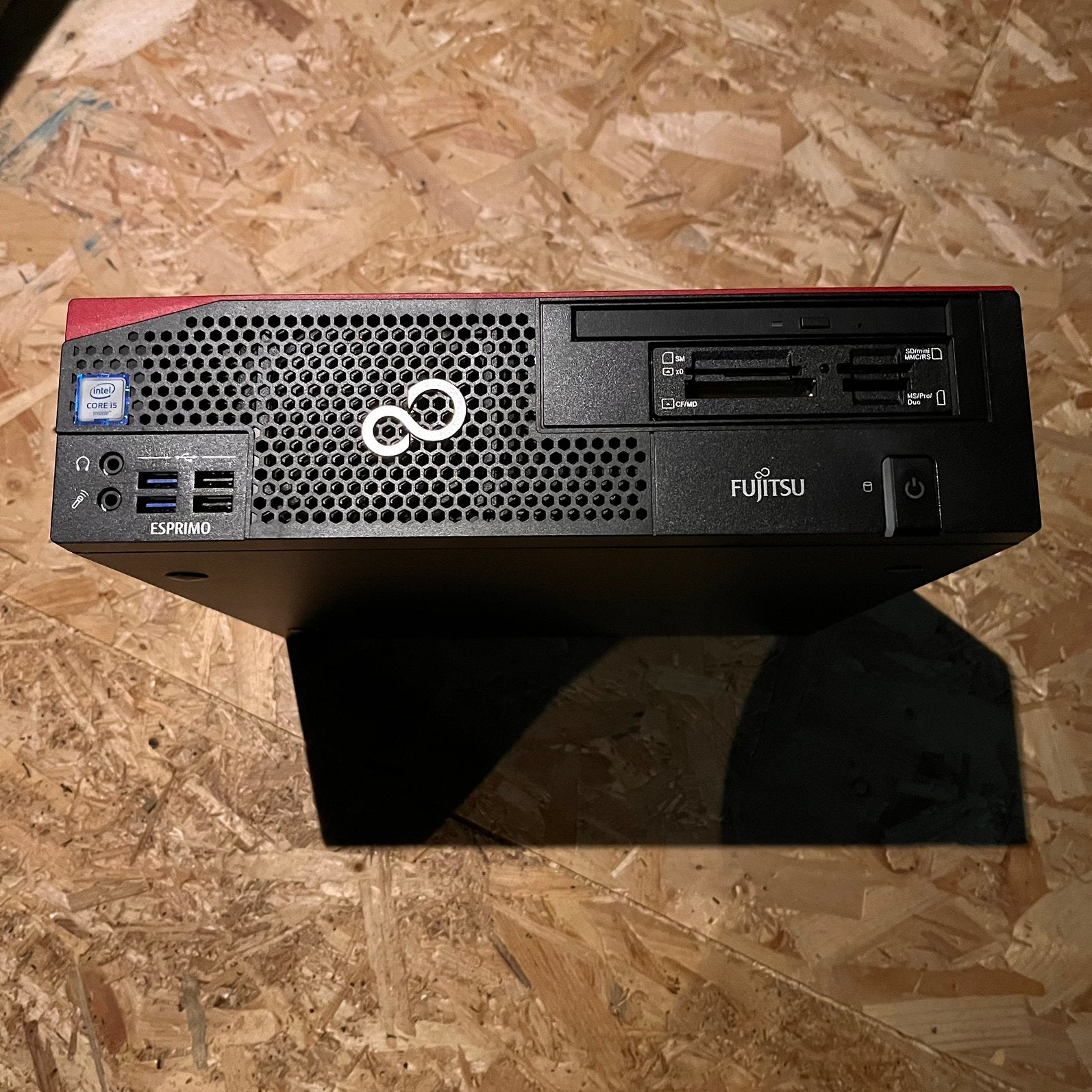 Fujitsu Esprimo D556 i5 6th gen / Windows 11, Computers en Software, Moederborden, Ophalen, Gebruikt, Intel, DDR4