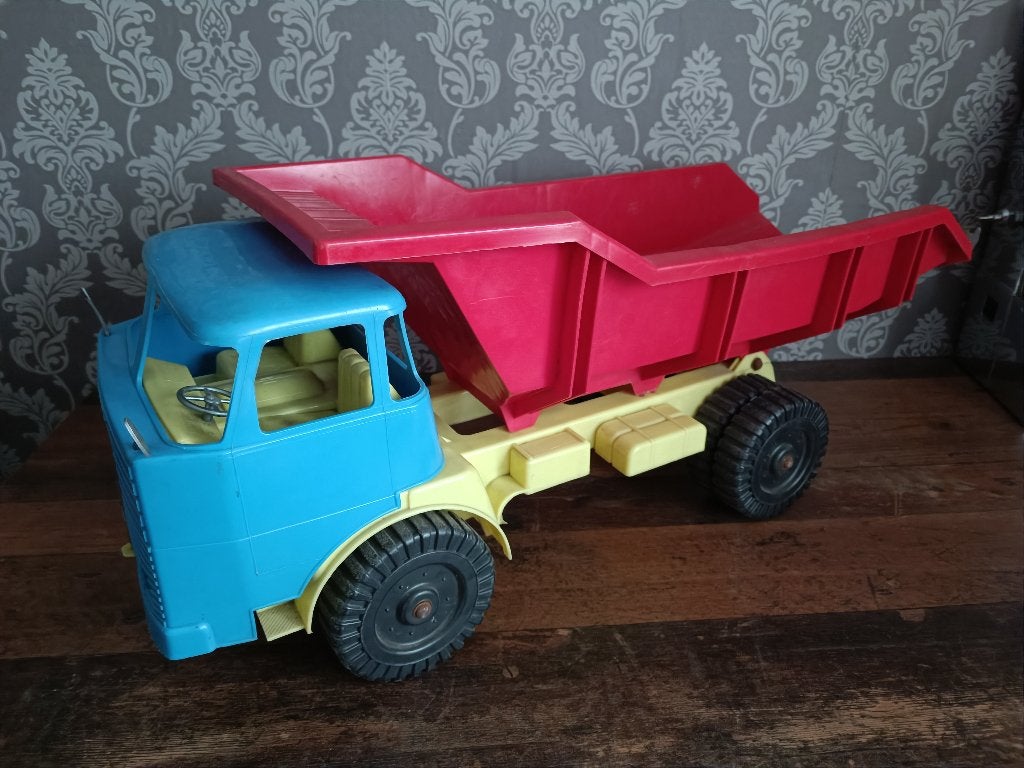 Plastic Henschel Kieptruck / Vrachtwagen/ Truck/ jaren 60, Antiek en Kunst, Verzenden