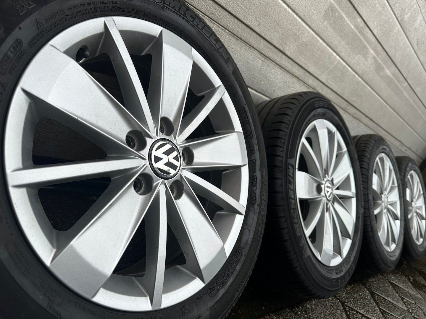 16 ` Volkswagen Caddy Touran Golf 6 7 8 Seat Leon Fr velgen, Gebruikt, -, Banden en Velgen, Zomerbanden