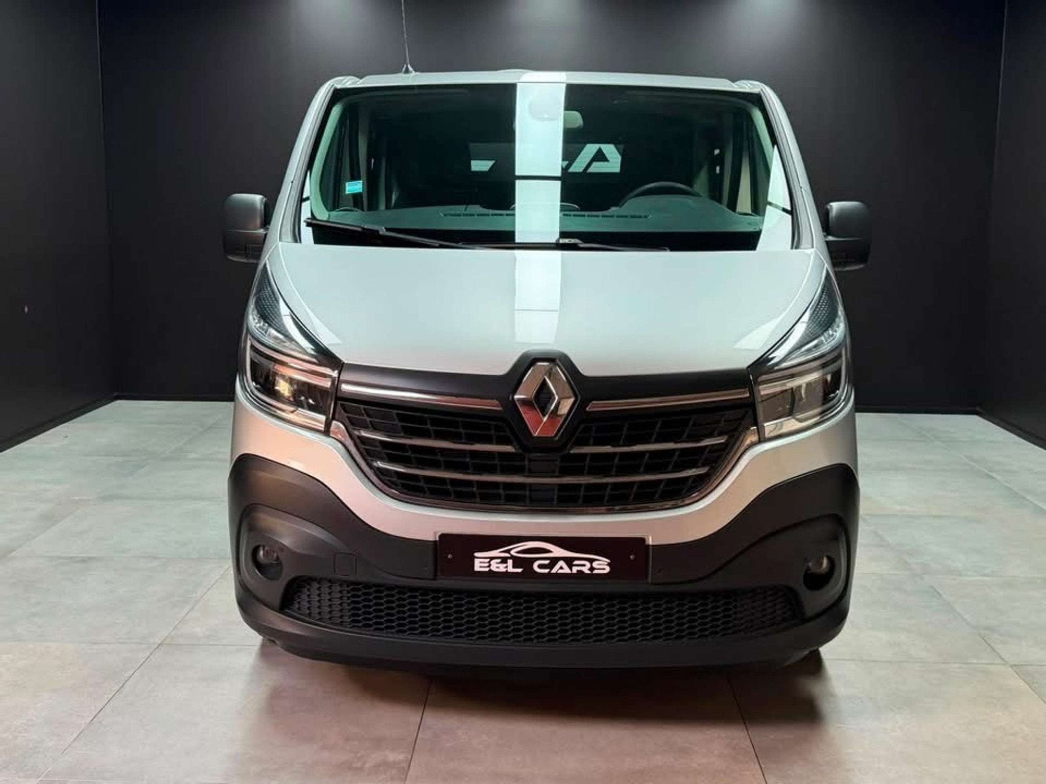 Renault Trafic Trafic 2.0 Blue dCi 5 places / double cabine, 4 deurs, Stof, Gebruikt, 4 cilinders