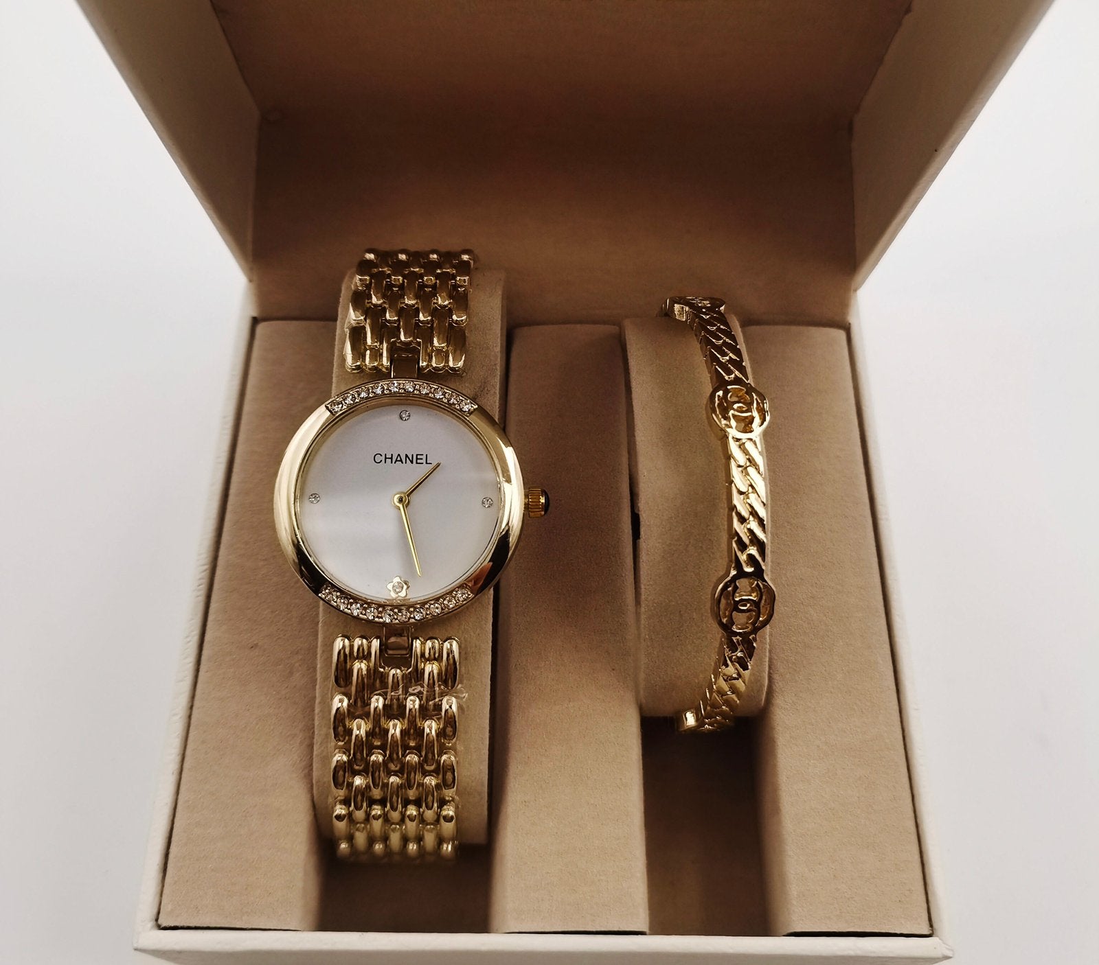 Chanel horloge + armband, Enlèvement ou Envoi, Neuf