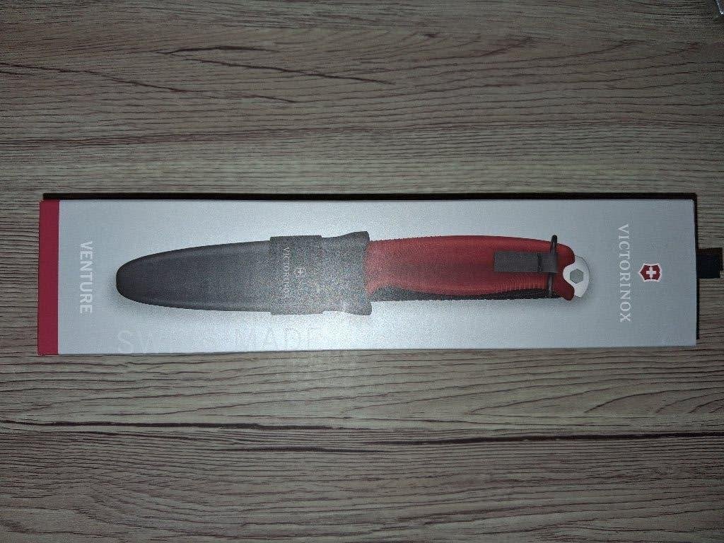 Victorinox Venture Red., Collections, Enlèvement, Armée de terre, Couteau ou Poignard