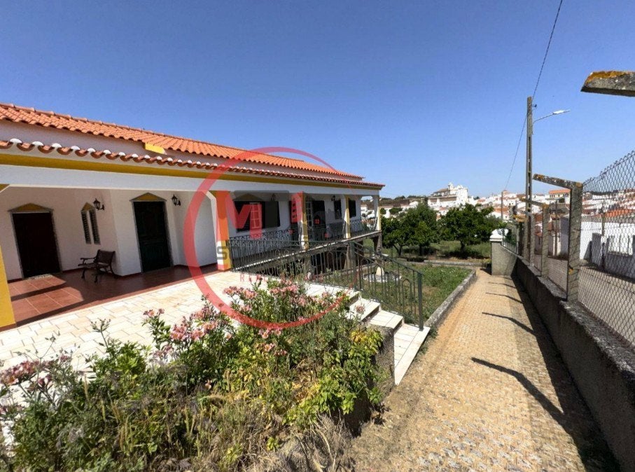 Boerderij in de Alentejo (Portugal), Immo