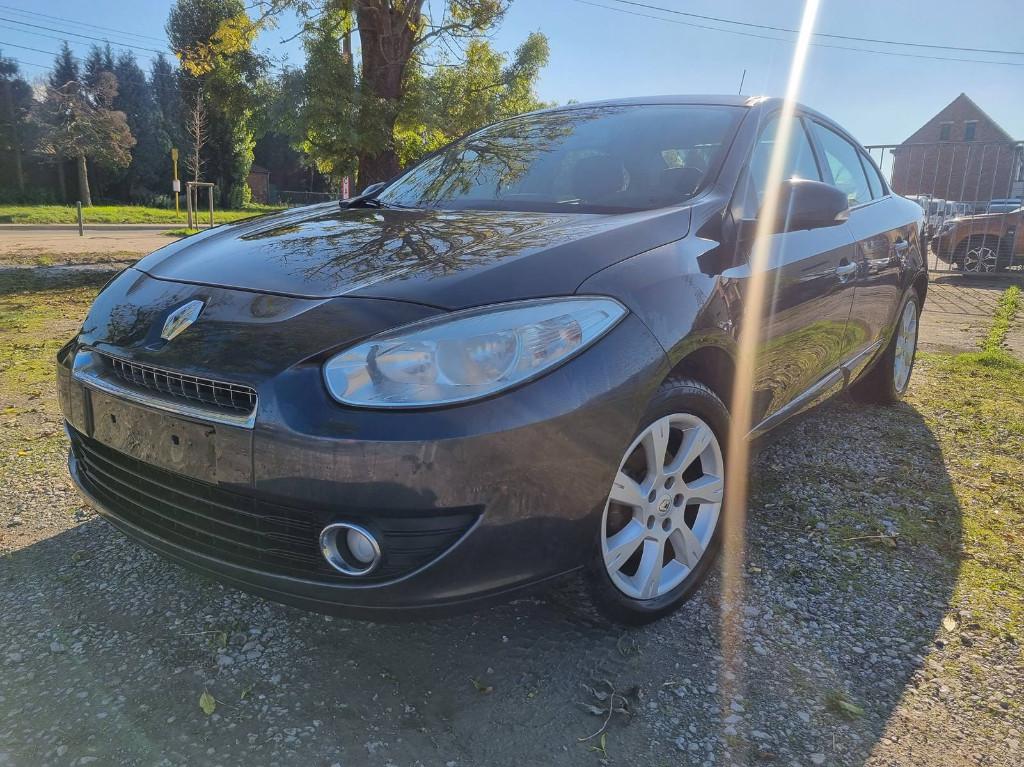 Renault Fluence 1.5dci 105cv Cuir Gps Airco Cruise jante alu, Auto's, Voorwielaandrijving, 4 deurs, https://public.car-pass.be/vhr/f868fe31-57fe-40ab-8e94-8c665e51fb31