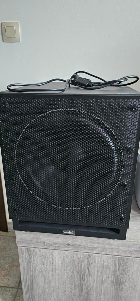 Table pour caisson de basses x 6000 W thx, TV, Hi-fi & Vidéo, Enceintes, Enlèvement, Subwoofer