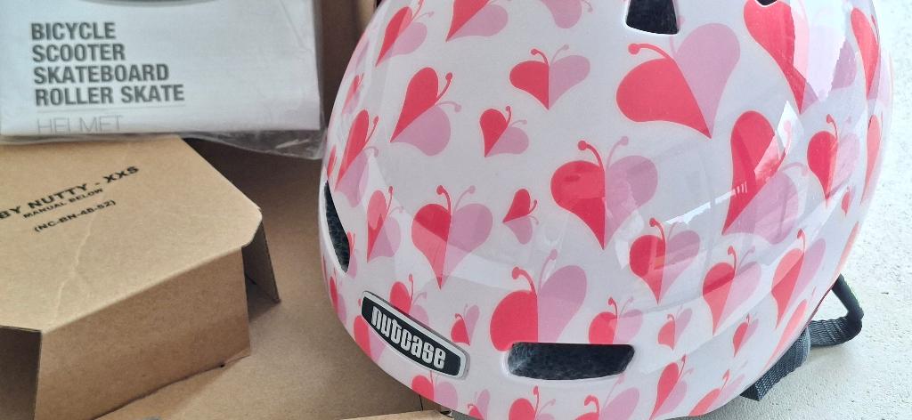 Fietshelm Nutcase baby/peuter. Zo goed als nieuw., Ophalen of Verzenden, Zo goed als nieuw