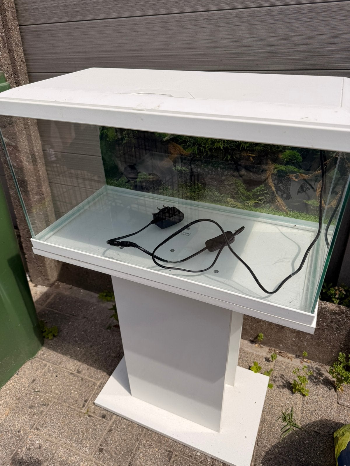 Aquarium, Ophalen, Zo goed als nieuw