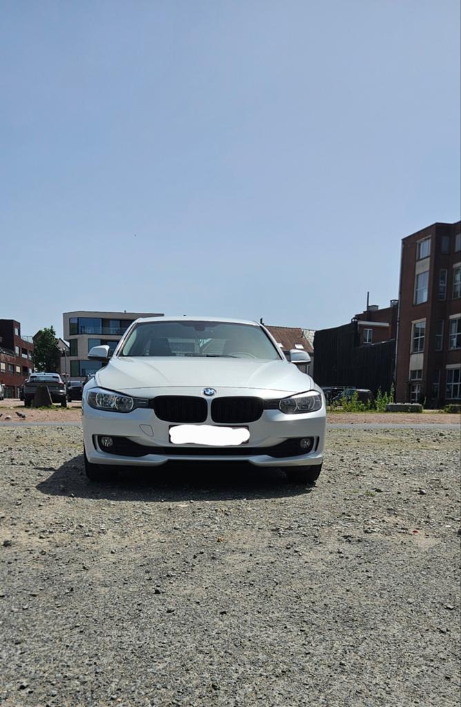 BMW 318D, Autos, BMW, Cuir, Achat, Boîte manuelle, Noir