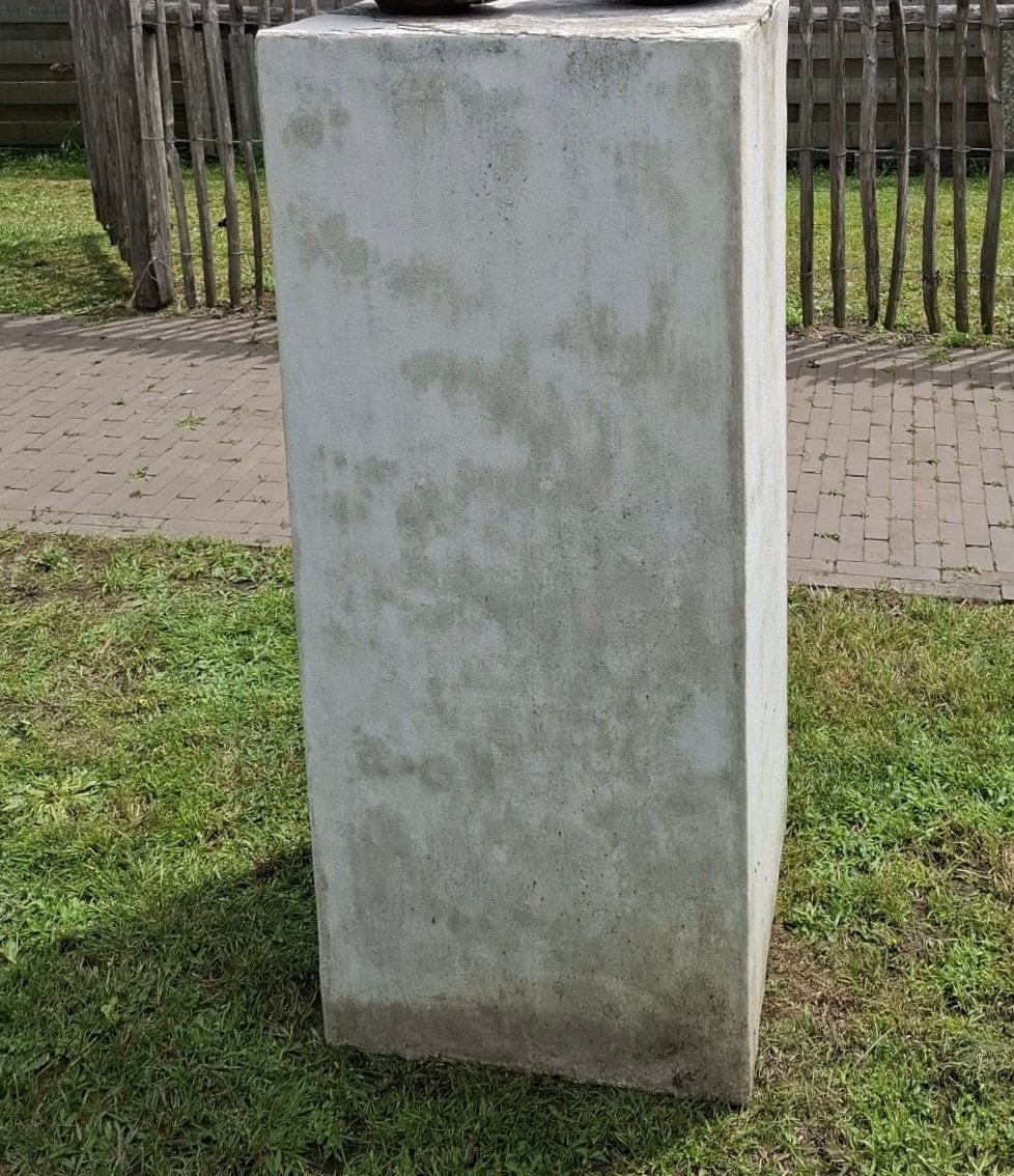Grijze  decoratieve zuil ( buiten gestaan ), Ophalen, Gebruikt