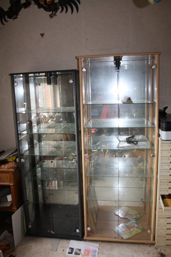 vitrines a vendre a la piece ou en lot, Maison & Meubles, Enlèvement