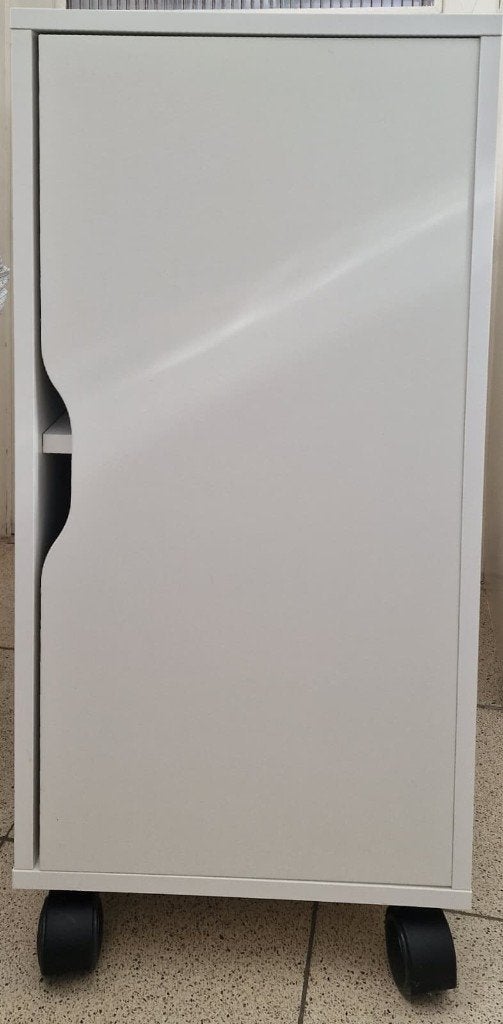 Armoire Ikea ALEX, blanc/noir, 36x76 cm, sur roulettes, Maison & Meubles, Armoires | Bibliothèques, Avec porte(s), Moins de 100 cm