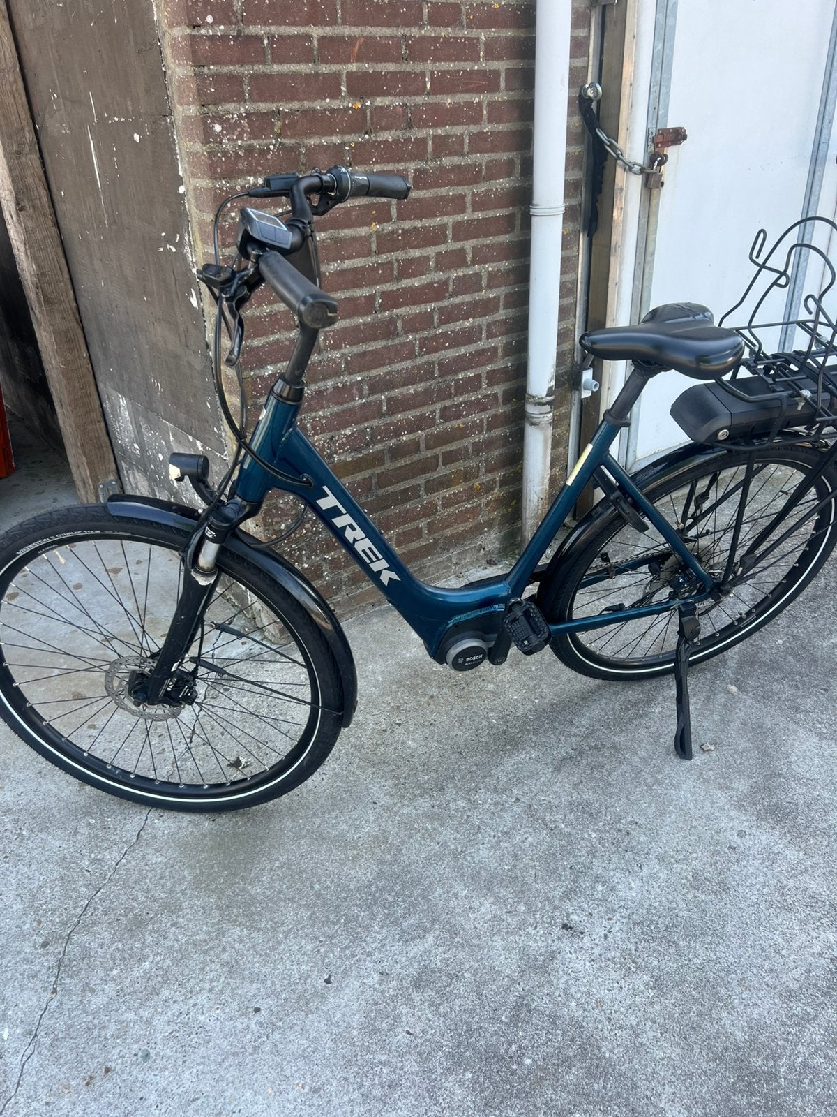 E bike TREK elektrische ondersteuning perfect, Fietsen en Brommers, Gebruikt, 50 km per accu of meer, 55 tot 59 cm, Ophalen