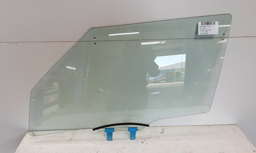 PORTIERRUIT LINKS VOOR Suzuki Swift (ZC / ZD) (01-2017/-), Suzuki-Allee 7
64625  Bensheim, DE, Gebruikt, Suzuki Deutschland GmbH