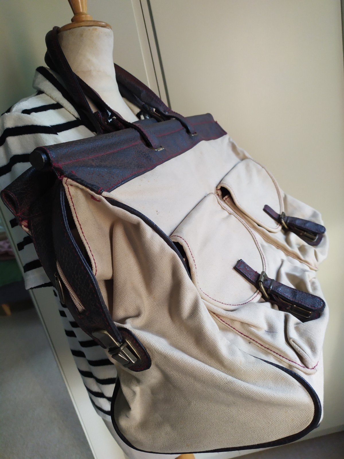 Vintage authentieke Engelse tas " Laurent David", Bijoux, Sacs & Beauté, Enlèvement ou Envoi, Beige