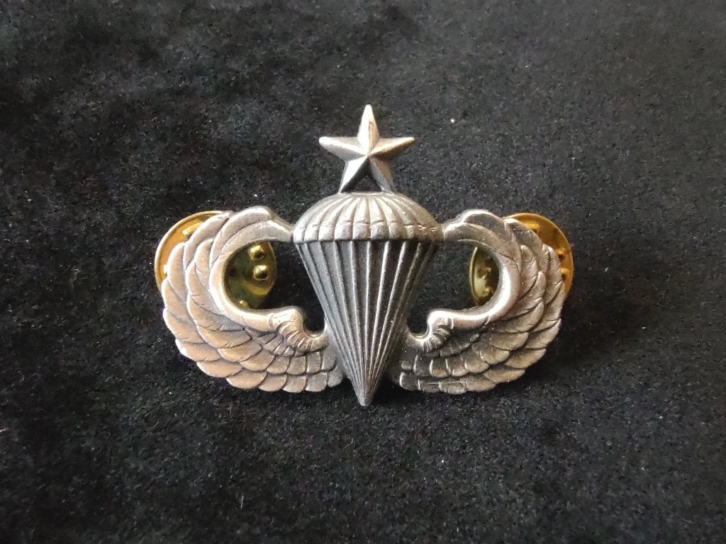 USA badge # 31, Verzenden
