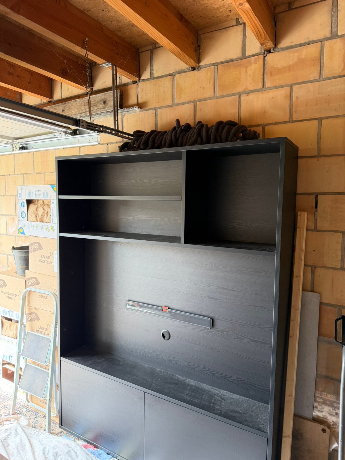 Wandkast met tv ruimte 65 inch, Huis en Inrichting, Kasten | Roldeurkasten en Archiefkasten, Zo goed als nieuw, 200 cm of meer