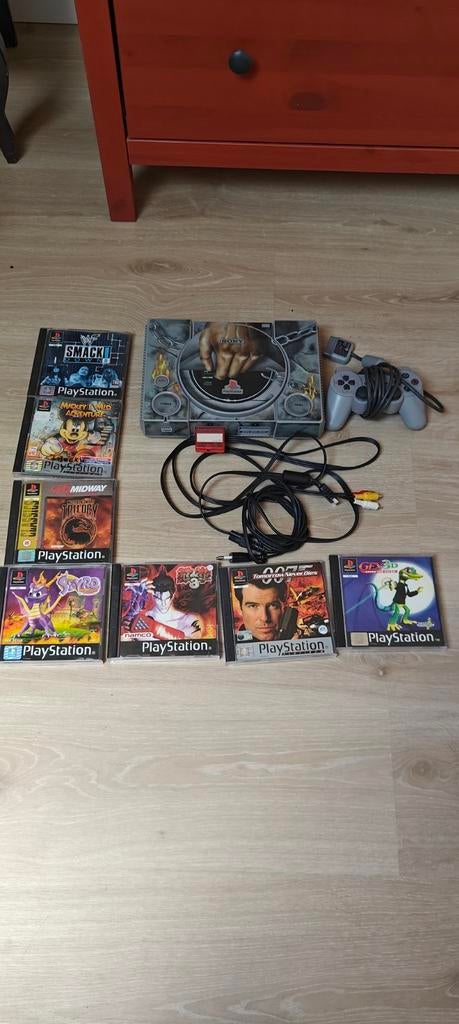 Ps1 met memory card, controller en 7 spelletjes., Games en Spelcomputers, Spelcomputers | Sony PlayStation 2, Ophalen